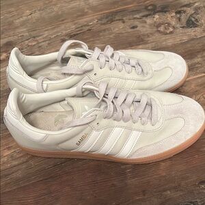 Adidas Samba Classic Sneakers in Bone